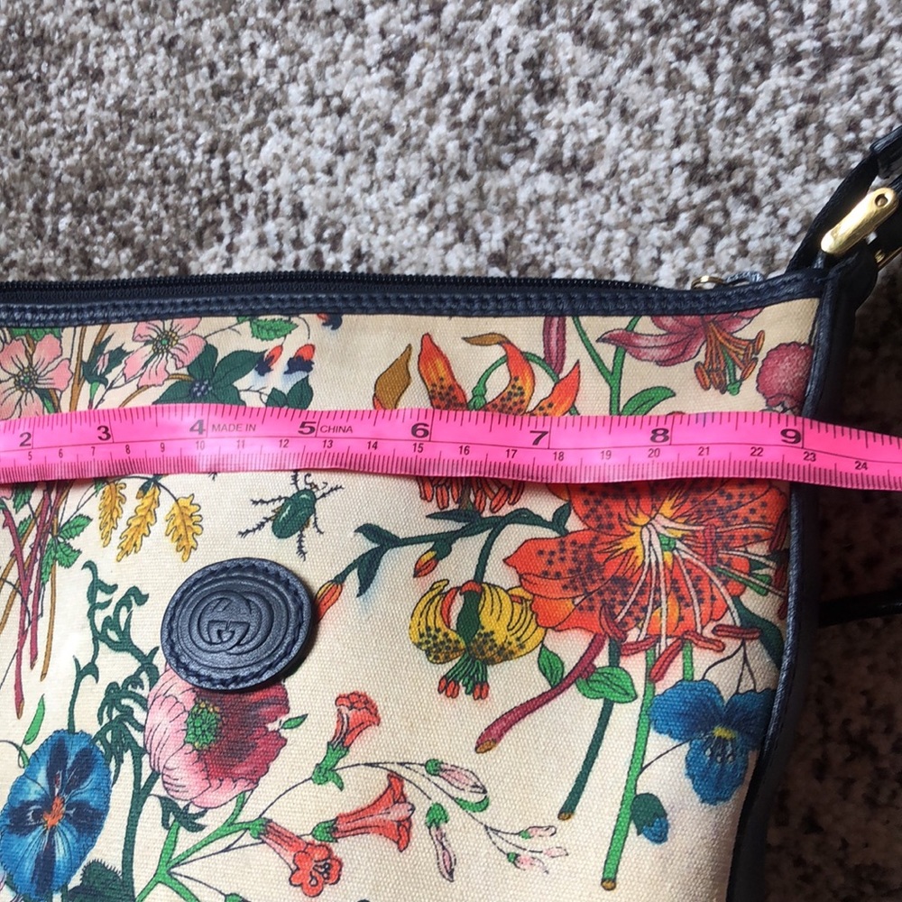 Gucci authentic vintage canvas with blue leather crossbody - Picture 15 of 15